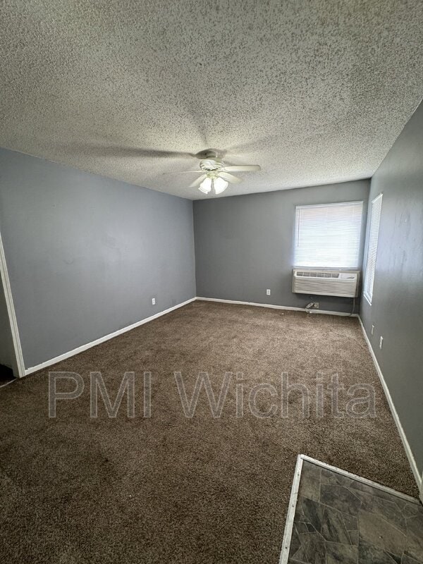 Photo - 824 S Water St Unit #1