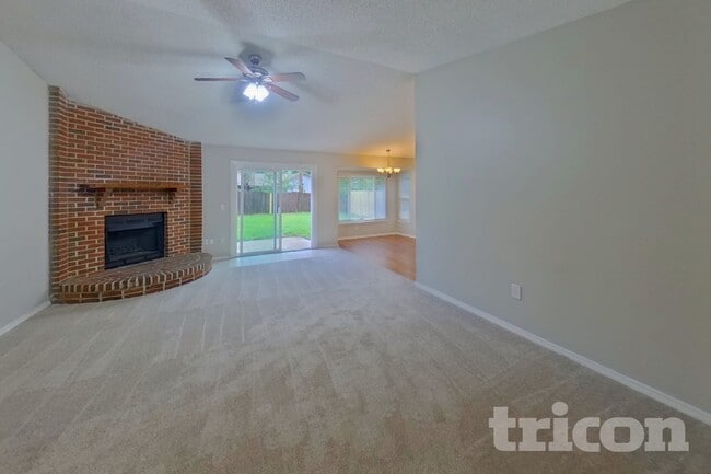 Photo - 1865 Shannon Lake Dr