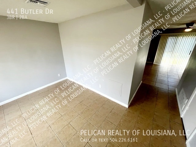 Photo - 441 Butler Dr