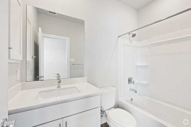 K3 4BR, 2BA - 1,890SF - Second Bathroom