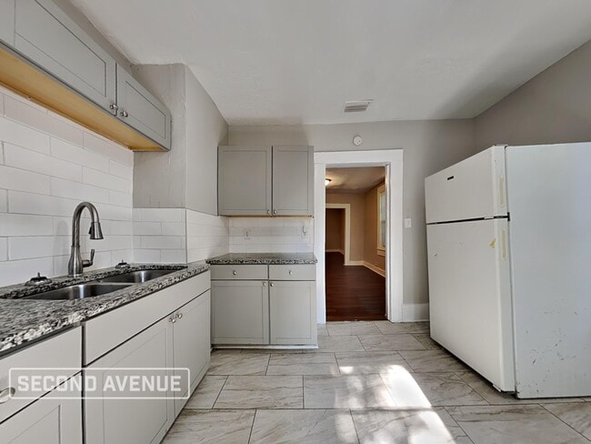 Photo - 1548 W 23rd St