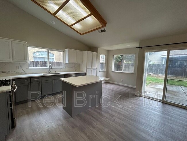 Photo - 2123 Princeville Ct