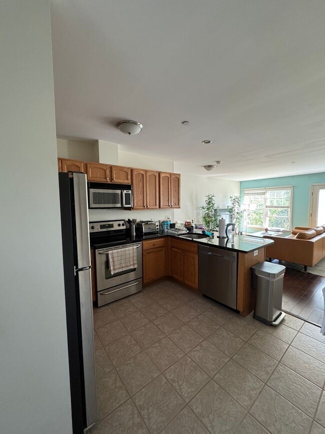 Photo - $2,650 2BD/1.5BA South Portland Near I-295