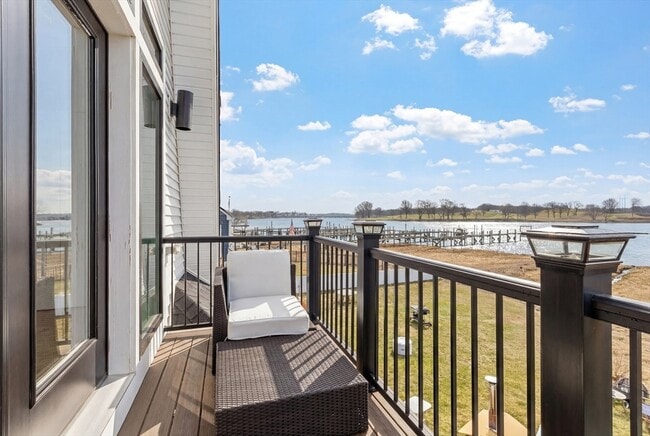 Photo - 16 Fosters Point