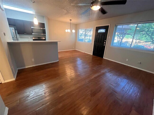 Photo - 1202 Newning Ave Unit 207