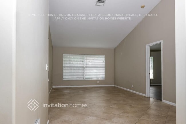 Photo - 1891 Tulip Ln