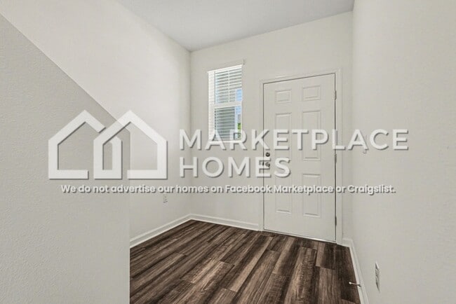 Photo - 11898 Sylvia St