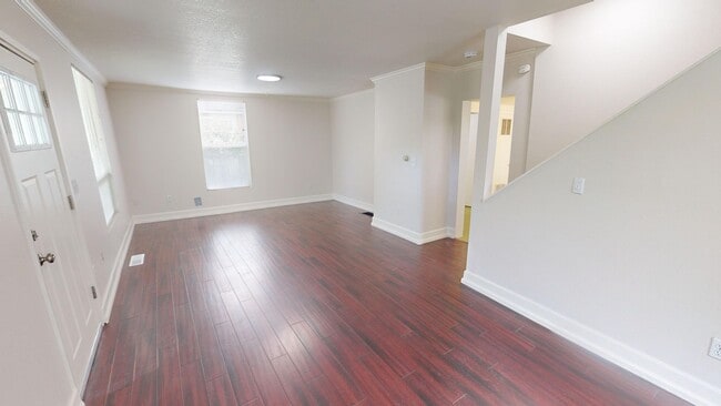 Photo - Beautiful Sellwood Bungalow in One of Portland's Most Desirable Neighborhoods. Pet friendly!