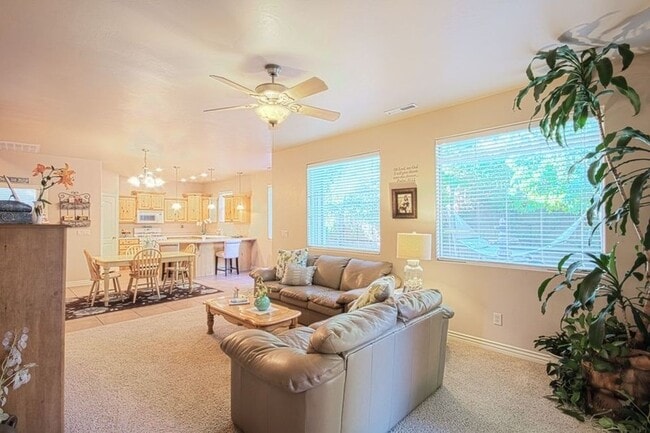 Photo - 674 Bear Claw Dr