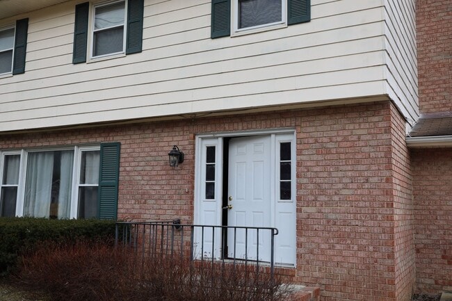 Photo - 115 Evans Run Dr