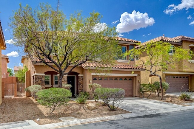 Photo - *MOUNTAINS EDGE 3 BED 2.5 BATH * COMMUNITY POOL, FITNESS CENTER, AND SPA *