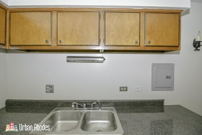 Photo - 648 W Wrightwood Ave Unit A05C