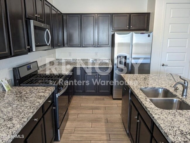 Photo - 820 W Nova Pl