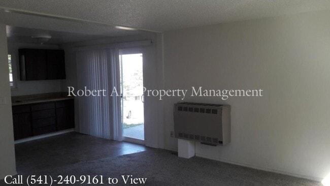 Photo - 713 SE 7th St