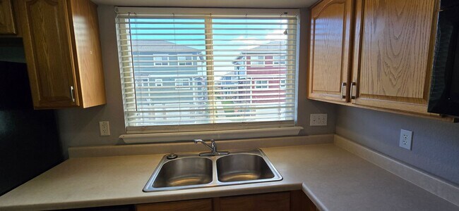 Photo - Charming Two Bedroom Townhome in Brighton,...