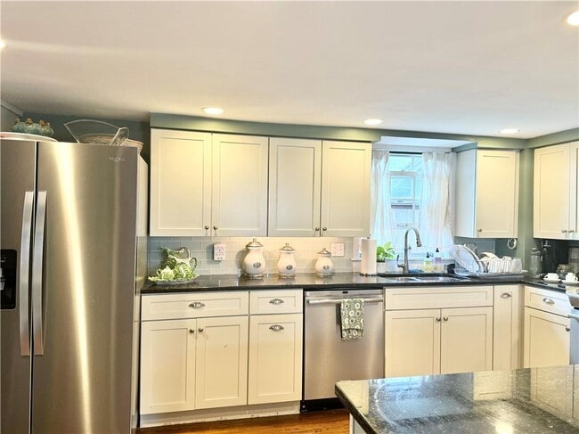 Photo - 26 S Baptist St