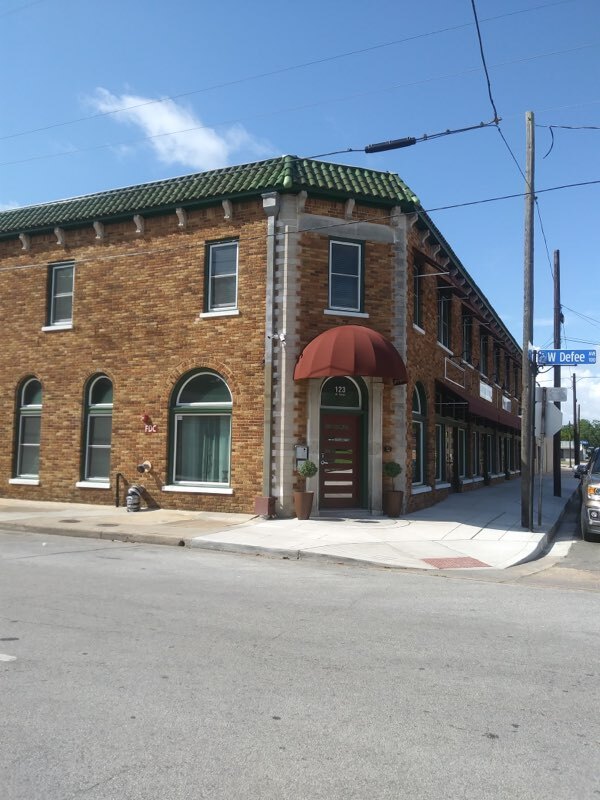 123 W Defee - The Del Mont Lofts