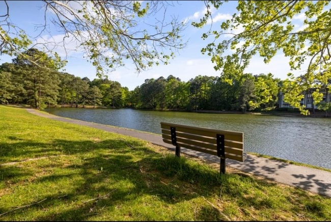 Photo - 106 Lake Hollow Cir