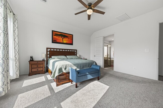 Photo - 2703 Tanager Trace