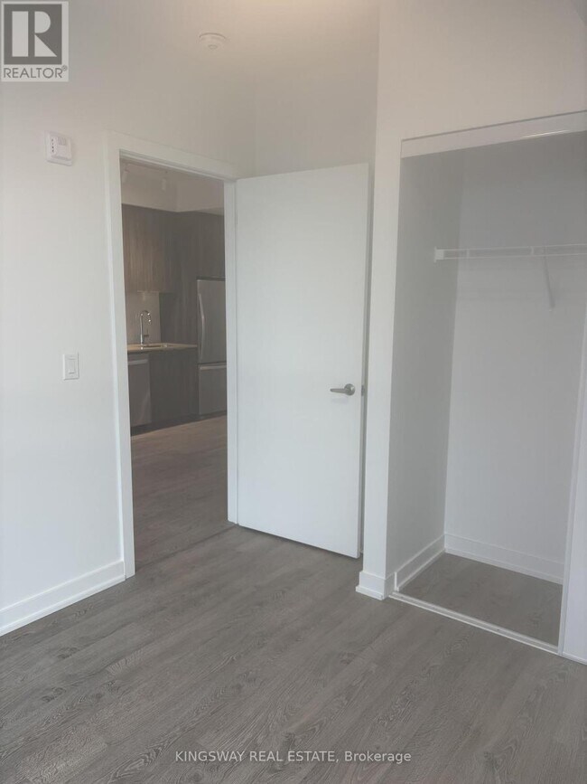 Photo - 720 Whitlock Ave Unité 502