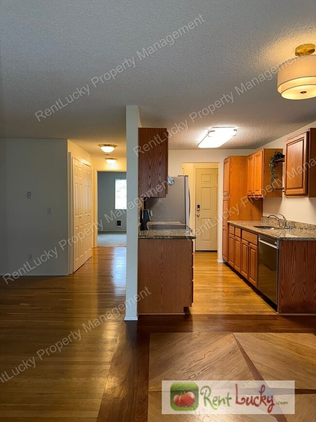 Photo - Kirkland Gem! Ground-Floor 1-Bedroom Condo w/2 Parking Spots & Beautiful Fireplace!