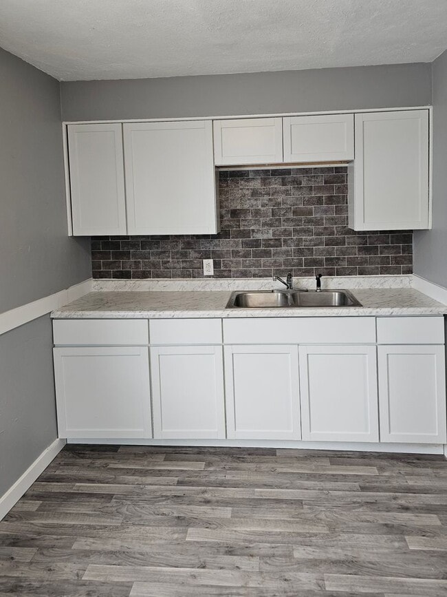 Freshly Painted 3-Bedroom, 1-Bathroom Home – $1,400/Month | 1,760 Sq. Ft. | Accepting Section 8 - Freshly Painted 3-Bedroom, 1-Bathroom Home – $1,400/Month | 1,760 Sq. Ft. | Accepting Section 8