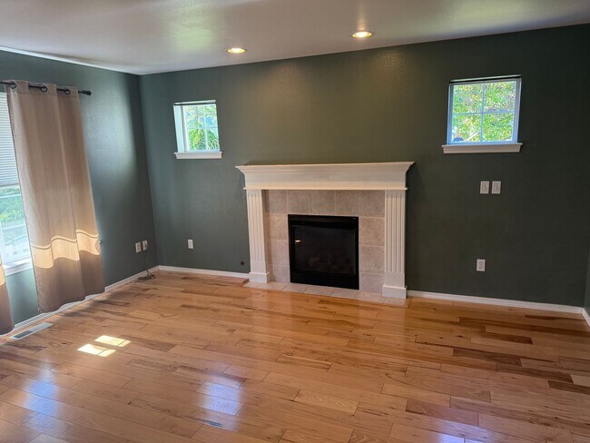 Photo - Mount Vernon 3 bedroom with large bonus room