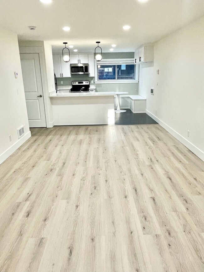 1430 NW 59th St Unit 101