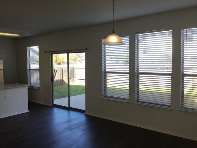 Photo - 6202 Roseborough Dr