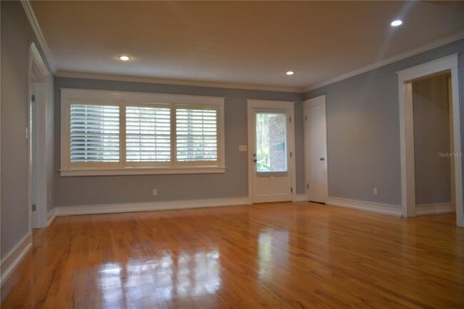 Photo - 3012 W Fair Oaks Ave