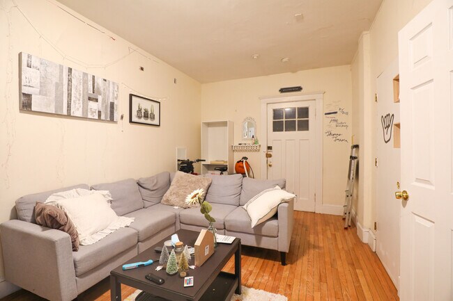 Photo - 322 St Paul St Unidad 1