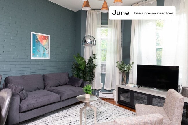 Photo - Room in Shared 3 bed/1 bath home Unit B
