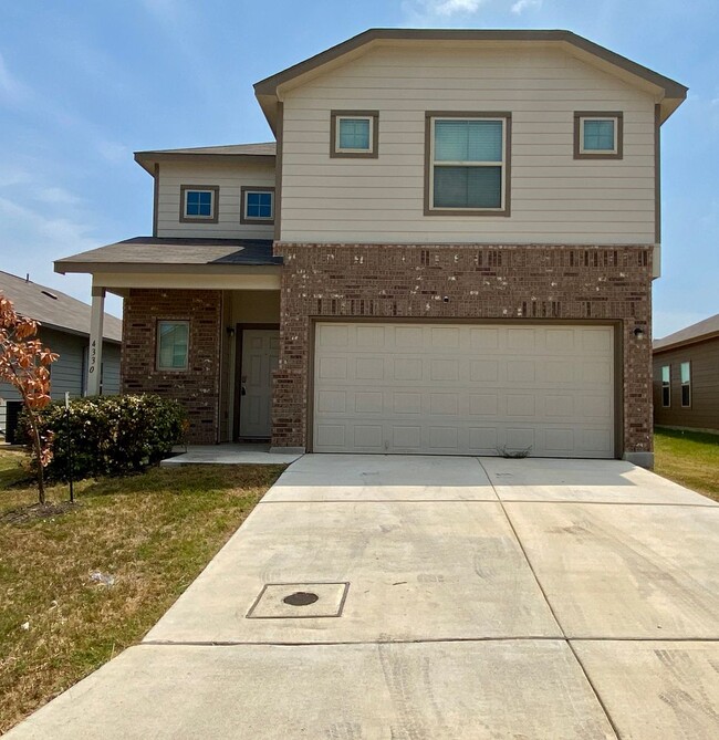 Spacious 4 Bedroom ~ Convenient to JBSA Ra... - Spacious 4 Bedroom ~ Convenient to JBSA Ra... Casa