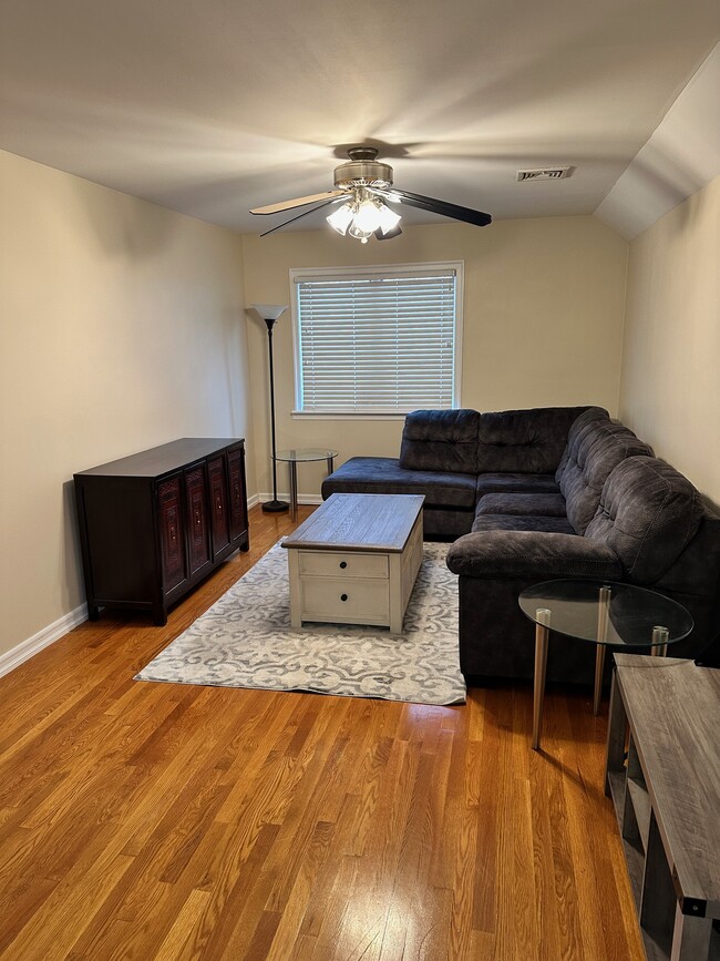 living room/ furnished if needed - 350 Jefferson Blvd Unit apartment 2nd floor