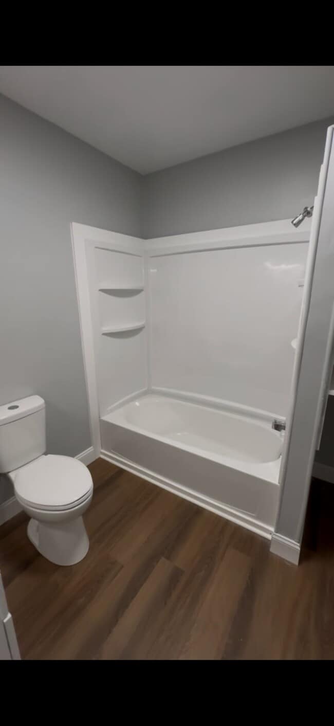 Photo - 305 Bayview Cir Unit A