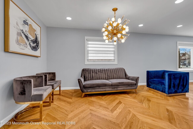 522 W Lincoln Ave
