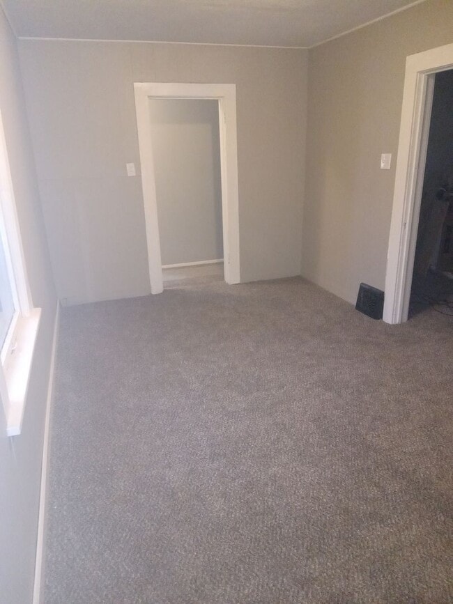 Photo - Large 5 Bedroom SW Canton Home for Rent