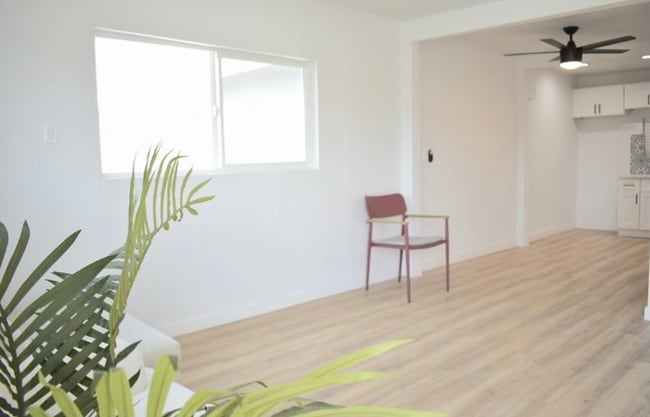 Photo - 1308 N Aranbe Ave