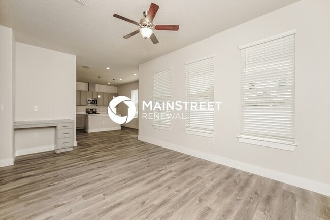 Photo - 4 Bedroom Pet-Friendly Home in Deland, FL with Main Street Renewal