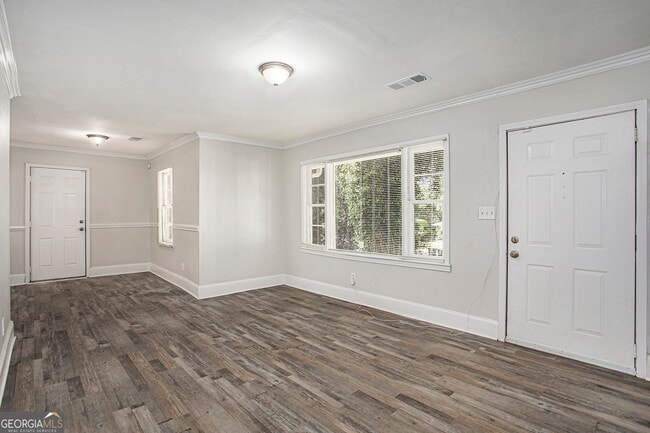 Photo - 3718 Daisy Dr