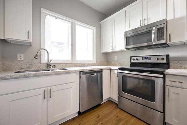 Photo - Victorian-style apartment available in the serene SW Hills Unit D