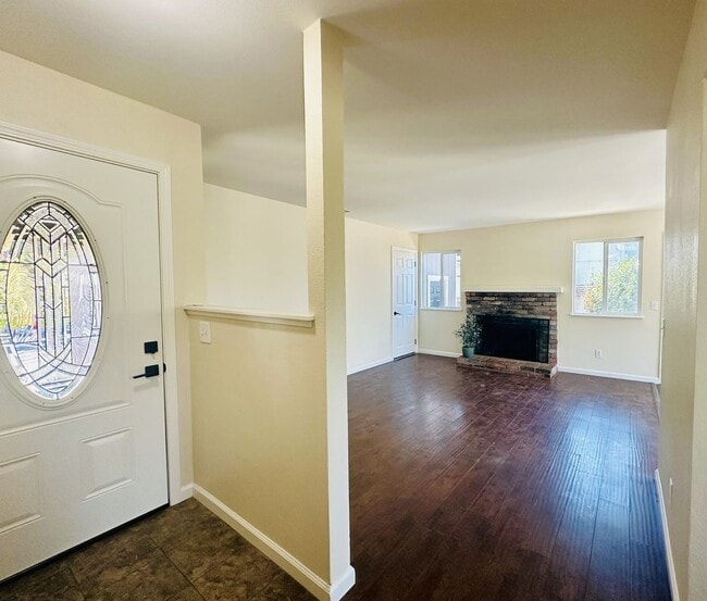 Building Photo - 505 Funston Dr Rental