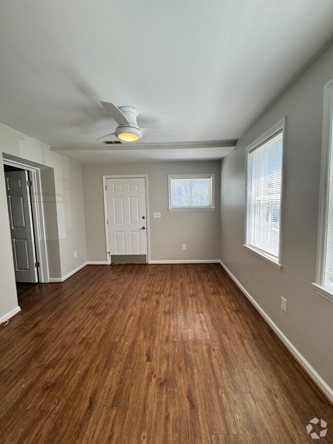 Building Photo - 920 Patterson Ave SW Unit A Rental