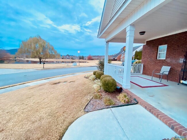 Photo - 3141 Mallard Point Dr SE