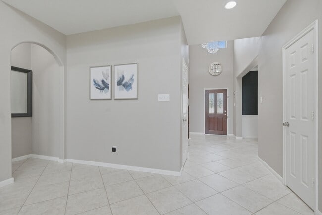 Photo - 14535 Mountain Cliff Ln