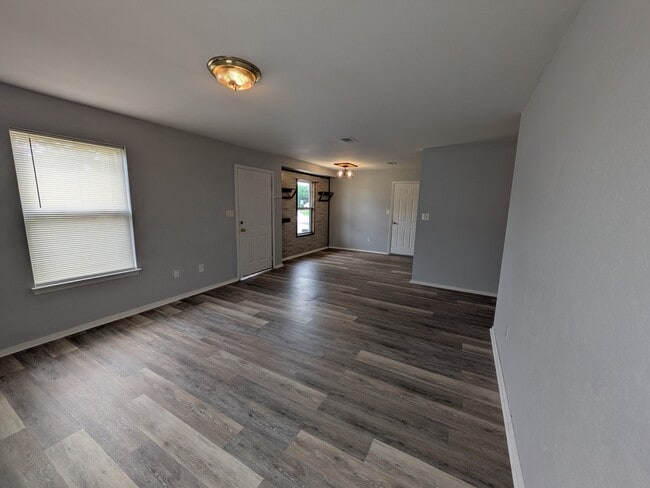 Photo - 28 Cypress Ave