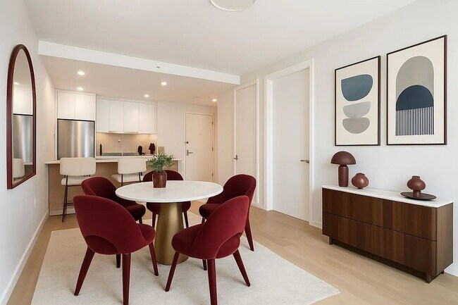 Photo - 99 Fleet Pl Unidad 9R