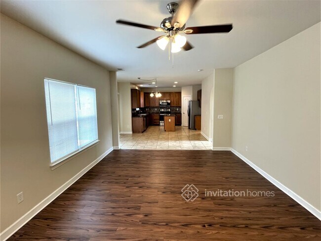 Photo - 504 Meredith Court