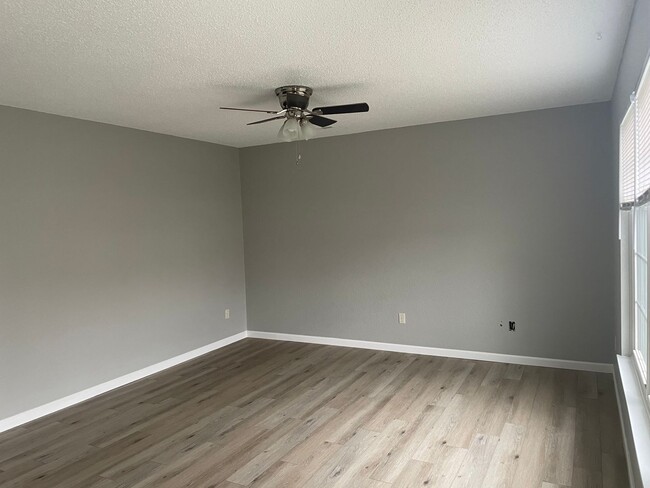 Photo - 1505 W 8th Terrace Unit B
