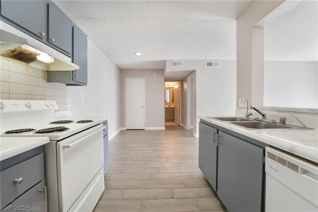 Photo - 221 Mission Catalina Ln Unit 102